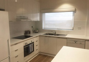 Tennyson Beachfront Unit 2