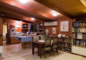 The Burrow at Wombat Bend