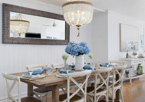 The Hamptons Beach House near Dutchie's walk to Nelson Bay