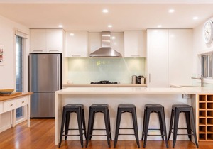 The Palms- situated across the road from the Booti Booti National Park and Elizabeth Beach