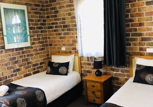 Toowong Villas