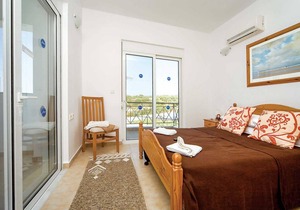 Villa ∙ 3 bedrooms ∙ 7 guests