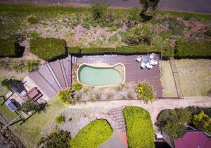 Villa 3 @ Bimbadeen Estate - Split level villa with views that stretch on forever - just for 2!