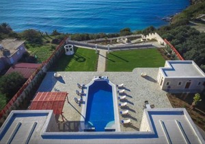 Villa Kastello Kalliste, Wine Dark Sea Villas in Ferma