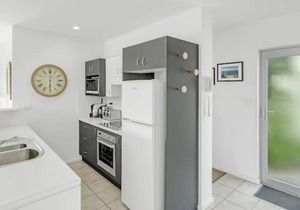 Vincentia Style - Only 150m to the Beach - Free Wifi & Chrome Cast