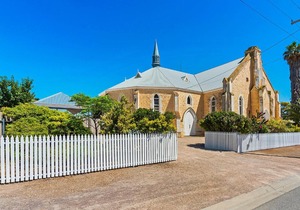 Wallaroo Church Holiday House