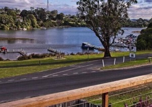 Waterside Unit 6 Mallacoota