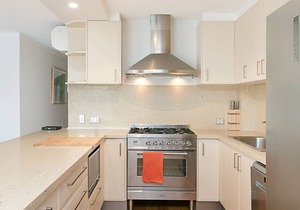 Waves at North Kirra - Bilinga North Kirra Beachfront - Linen Provided - Min. 3 Night Stays!