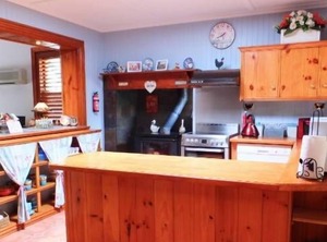 Barossa Peppertree Cottage | Stockwell
