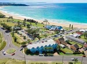 Breakers | Mollymook