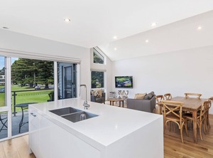 Hearns Beachside Villa Port Fairy | Port Fairy