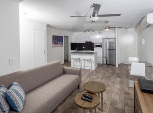 Hotels Pavilion Governor Brookes | Bowen Hills