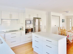 Hyams Beach Sundays Peak Season | Hyams Beach