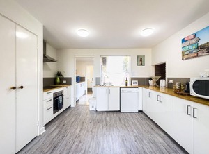 Blue Bay Beach Stay Halls Head | Halls Head