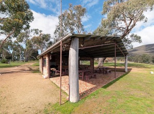 Grampians Pioneer Cottages Halls Gap | Halls Gap