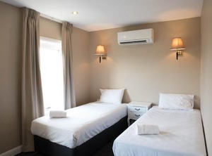 Lily Sands Inn | South Melbourne