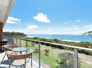 Luskin Lodge | Nelson Bay