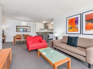 Mantra Hay | East Perth
