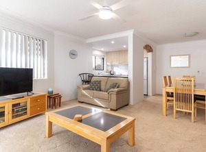 Renas Court | Forster