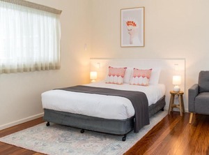 Pacific Motel | Forster