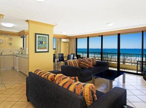 Pelican Sands Beach Resort | Tugun