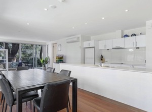 Bennetts Beach | Hawks Nest