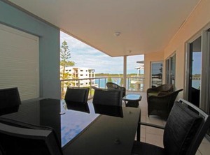 Riverside Holiday | Ballina