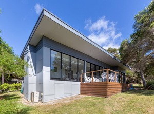 Skenes Retreat Of The Ocean Deck | Skenes Creek