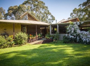 The Burrow At Wombat | Dixons Creek