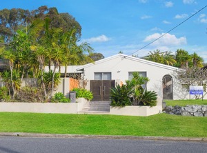 Bonny Hills | Bonny Hills