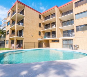Golden Shores Landsborough Parade 
