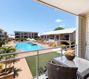Oaks Hotel 