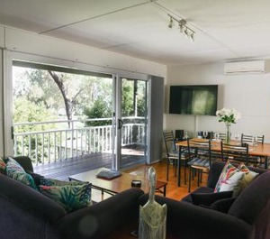 Paradise Bungalow Waterfront 