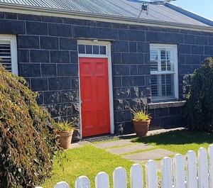Cottage Circa 