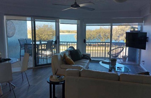 Golden Beach Apartment | 100 m² Apartment ∙ 3 bedrooms ∙ 7 guests