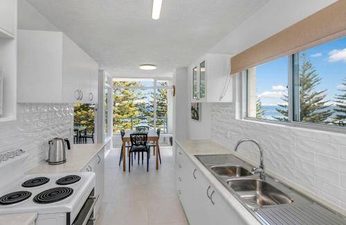 Coolangatta Apartment | 100 m² Apartment ∙ 2 bedrooms ∙ 4 guests