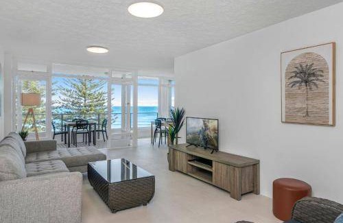 Coolangatta Apartment | 100 m² Apartment ∙ 2 bedrooms ∙ 4 guests