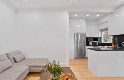 Rose Bay Apartment | 100 m² Apartment ∙ 1 bedroom ∙ 2 guests