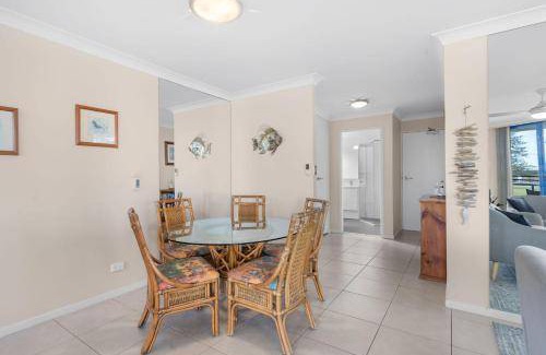 Tuncurry Apartment | 100 m² Apartment ∙ 2 bedrooms ∙ 4 guests
