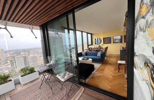 Sydney Central Business District Apartment | 100 m² Apartment ∙ 2 bedrooms ∙ 4 guests