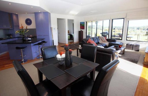 Cowes Apartment | 100 m² Apartment ∙ 2 guests