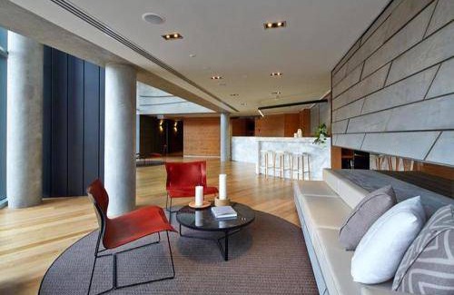 Abbotsford Apartment | 100 m² Apartment ∙ 2 bedrooms ∙ 6 guests