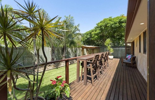 Suffolk Park House | 100 m² Bungalow ∙ 2 bedrooms ∙ 4 guests