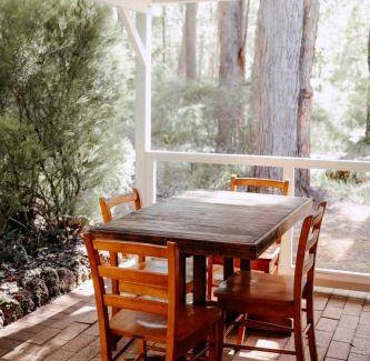 Forest Grove Ski Chalet | 100 m² Chalet ∙ 2 bedrooms ∙ 4 guests