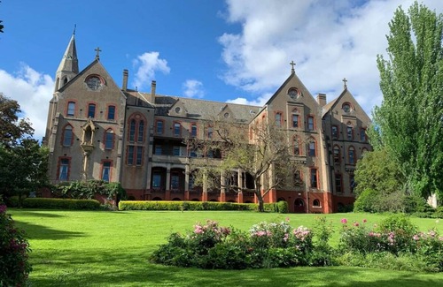Collingwood House | 100 m² House ∙ 2 bedrooms ∙ 6 guests