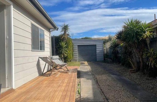 Anna Bay House | 100 m² House ∙ 2 bedrooms ∙ 4 guests