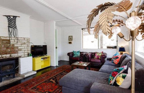 Redgate House | 100 m² House ∙ 2 bedrooms ∙ 4 guests