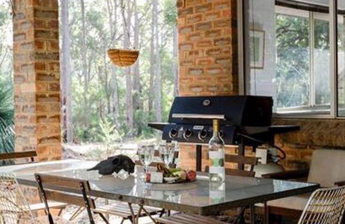 Redgate House | 100 m² House ∙ 2 bedrooms ∙ 4 guests