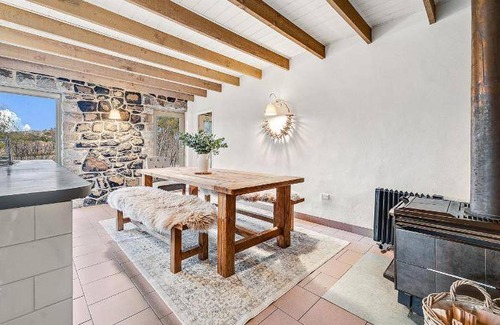Berridale House | 100 m² House ∙ 4 bedrooms ∙ 8 guests