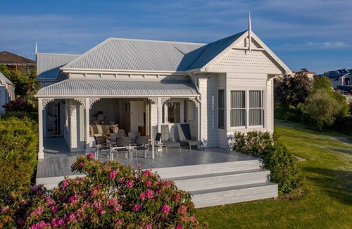 Bridport House | 100 m² House ∙ 4 bedrooms ∙ 8 guests